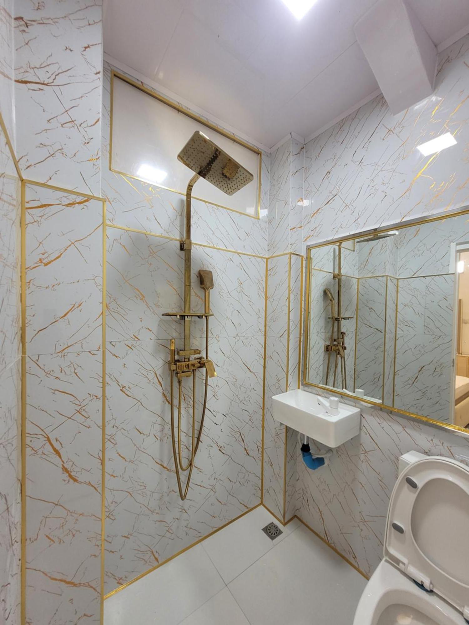 Ontrack Travel Apartment Male Exterior photo